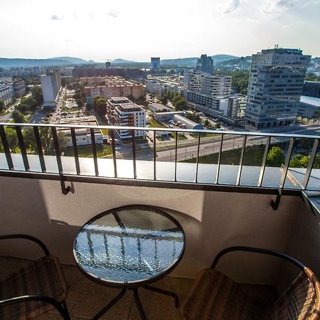 Air-Conditioned City View Apartment 24H Check-In Bratislava Eksteriør bilde