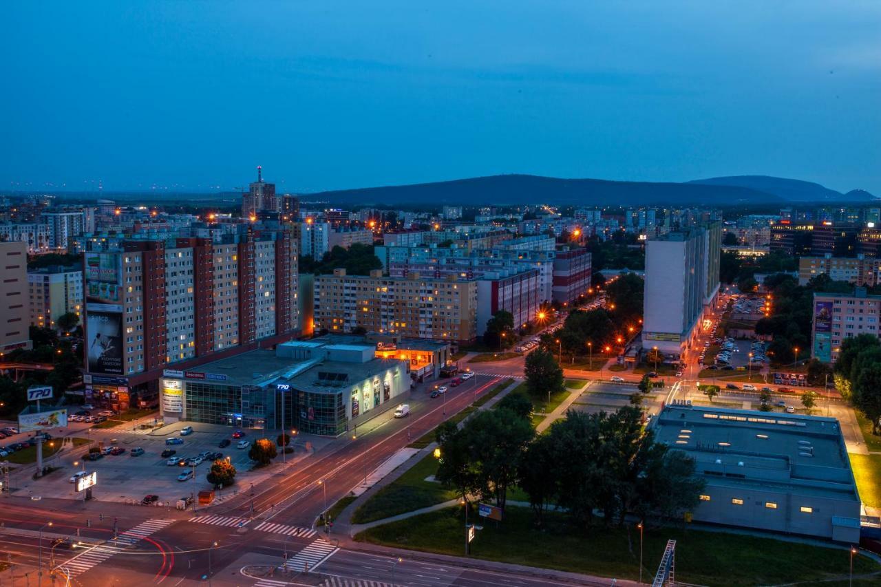 Air-Conditioned City View Apartment 24H Check-In Bratislava Eksteriør bilde