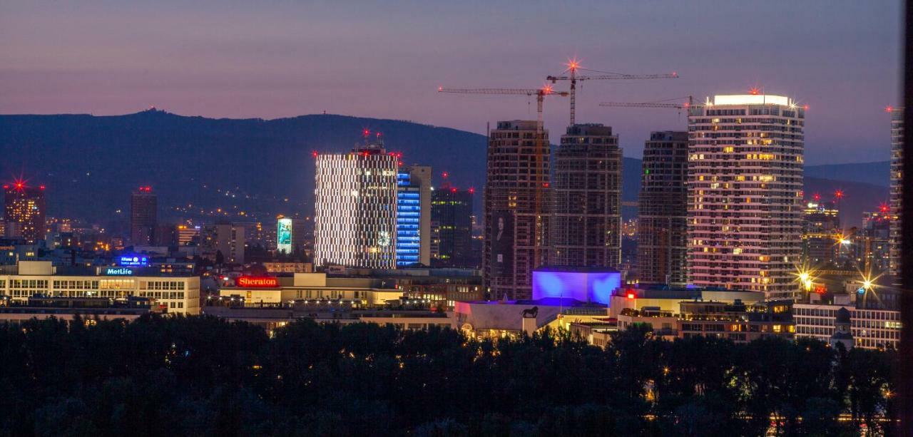 Air-Conditioned City View Apartment 24H Check-In Bratislava Eksteriør bilde